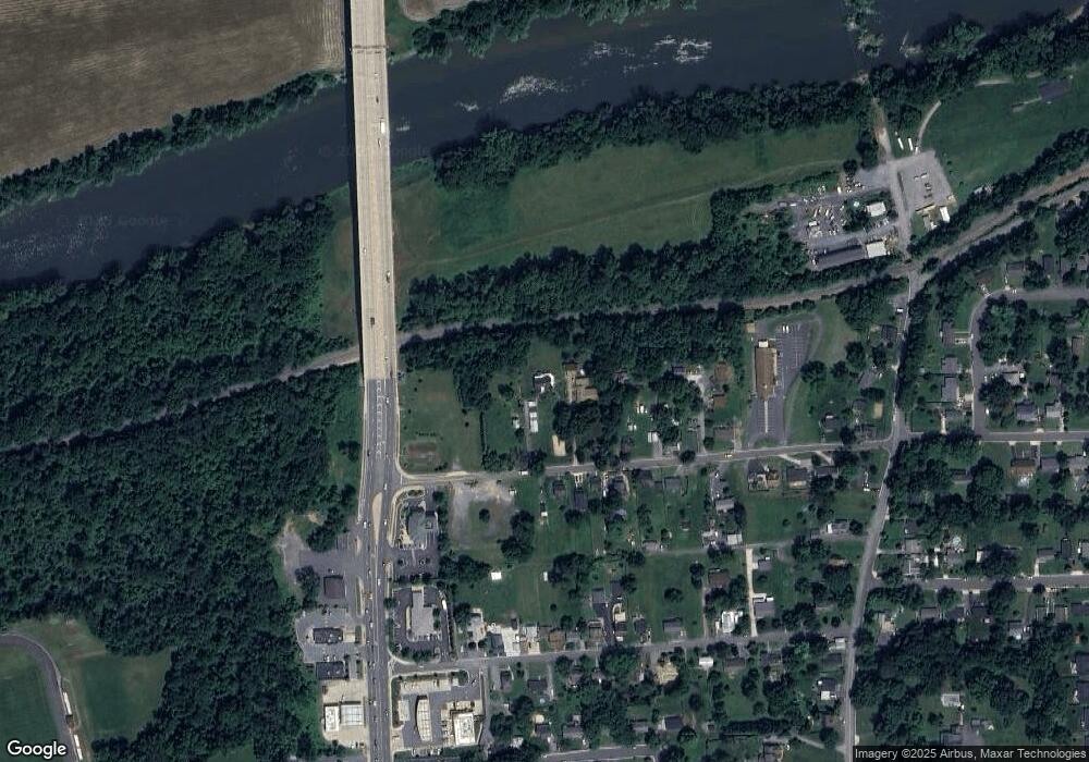 125 W 18th St, Front Royal, VA 22630 - photo 1