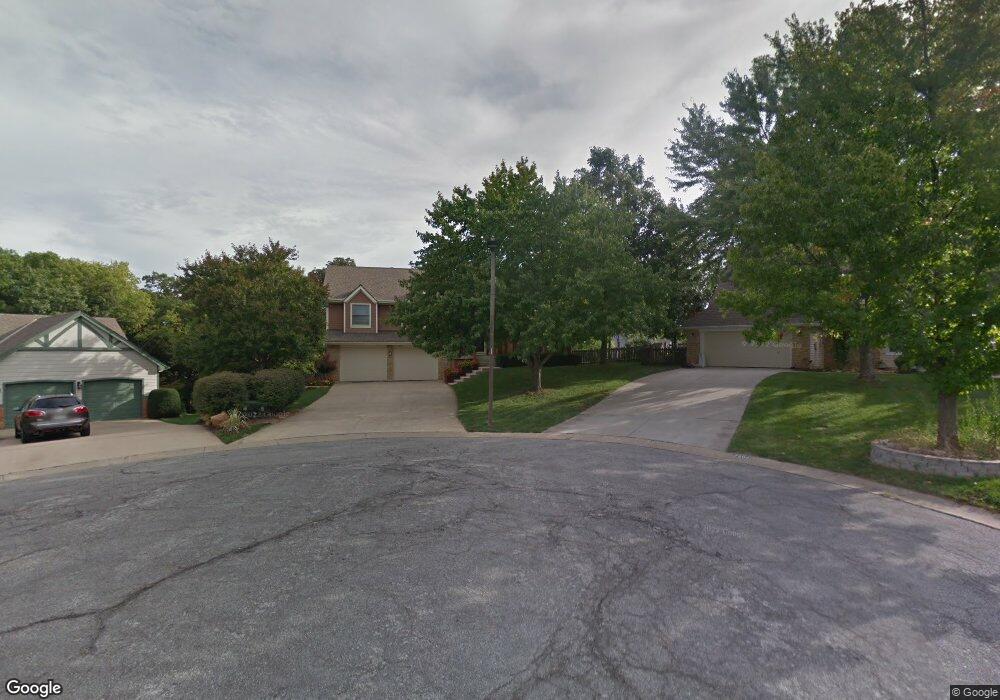 7907 Swarner Dr, Lenexa, KS 66219 - photo 1