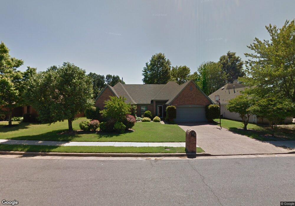 8569 Overcup Oaks Dr, Cordova, TN 38018 - photo 1