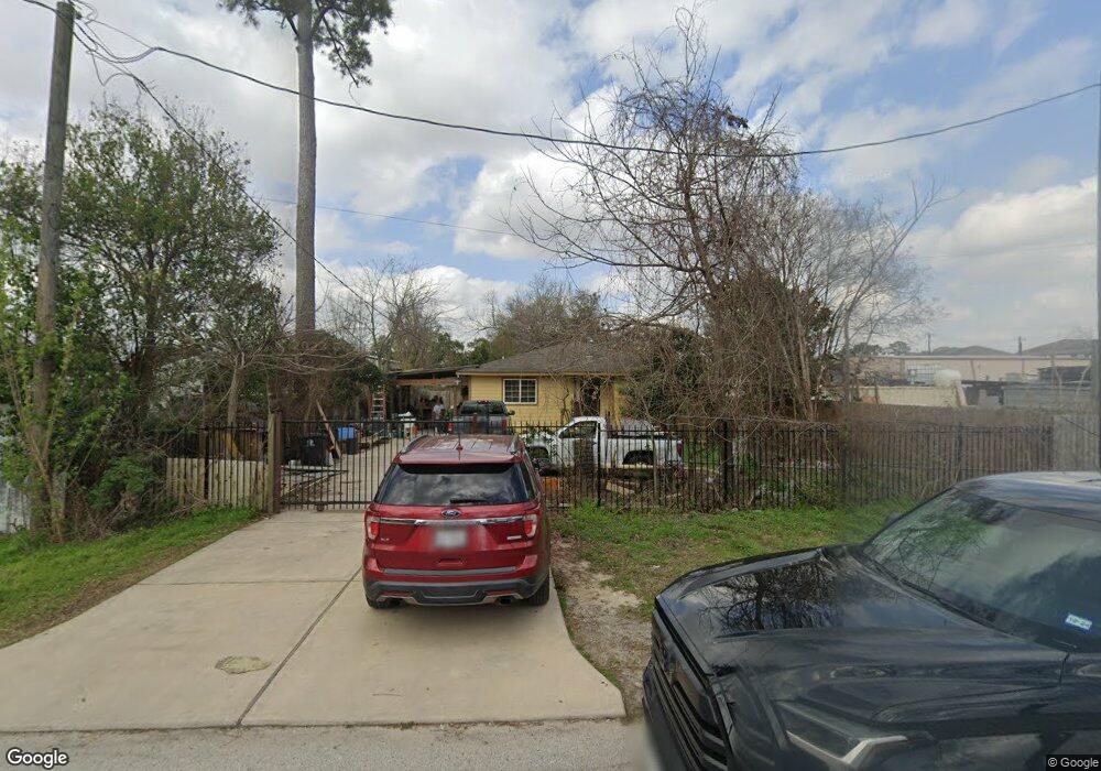 51 Meadow Lea Dr, Houston, TX 77022 - photo 1