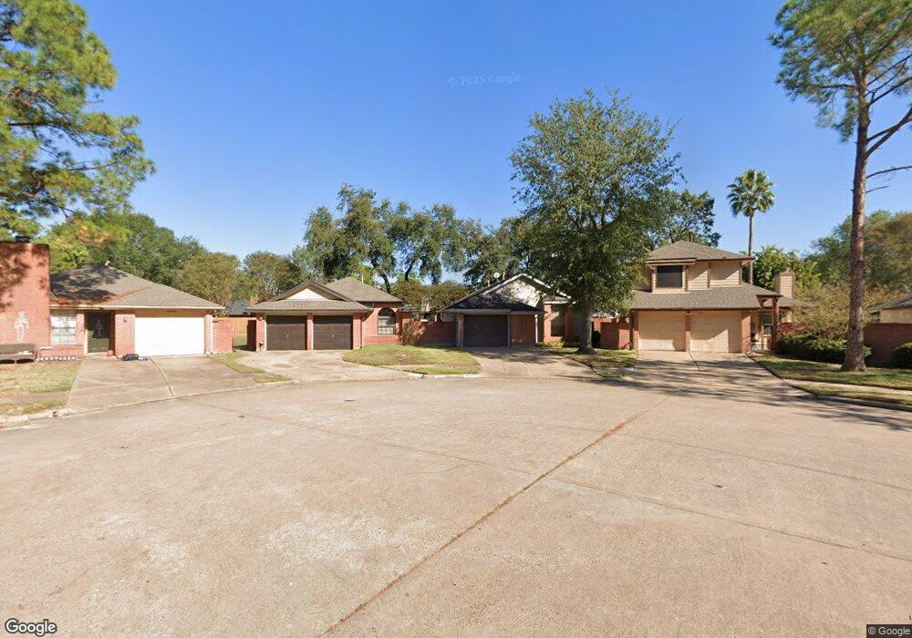 16118 Springbank Dr, Houston, TX 77095 - photo 1