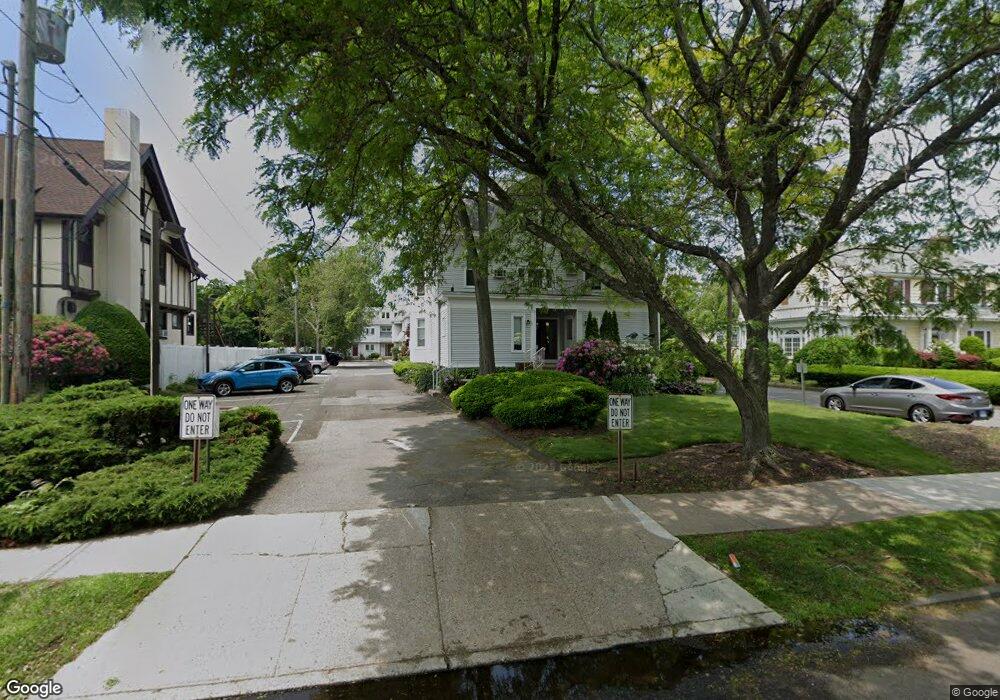 678 Savin Ave unit 2M, West Haven, CT 06516 - photo 1