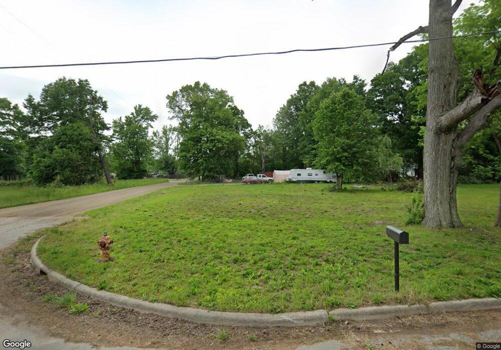 1454 W Juliah Ave, Flint, MI 48505 - photo 1