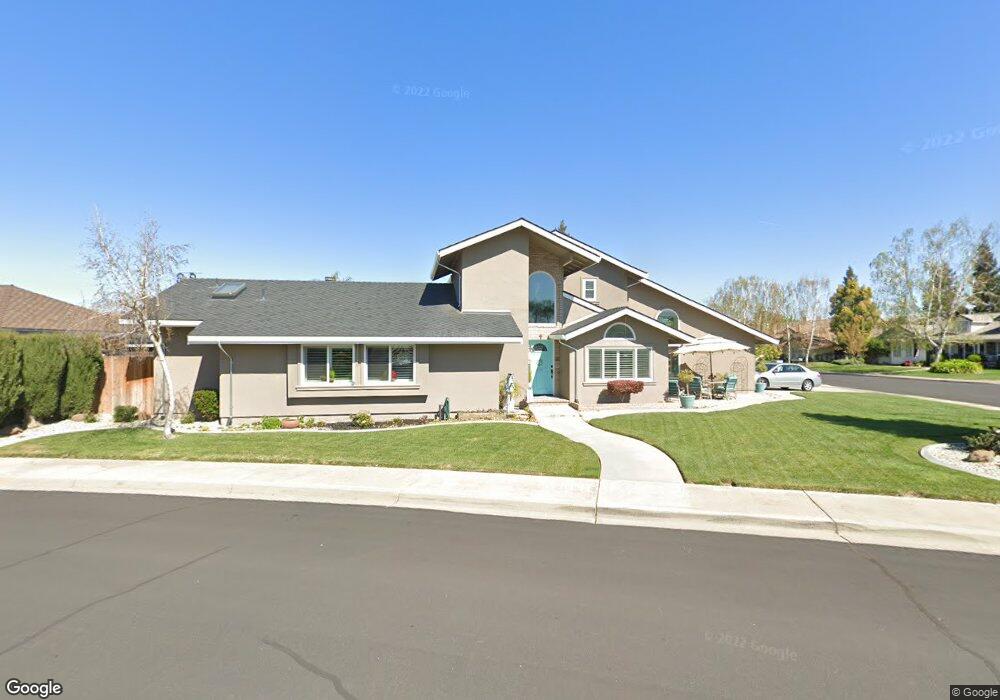 2010 Rapunzel Ct, Oakdale, CA 95361 - photo 1