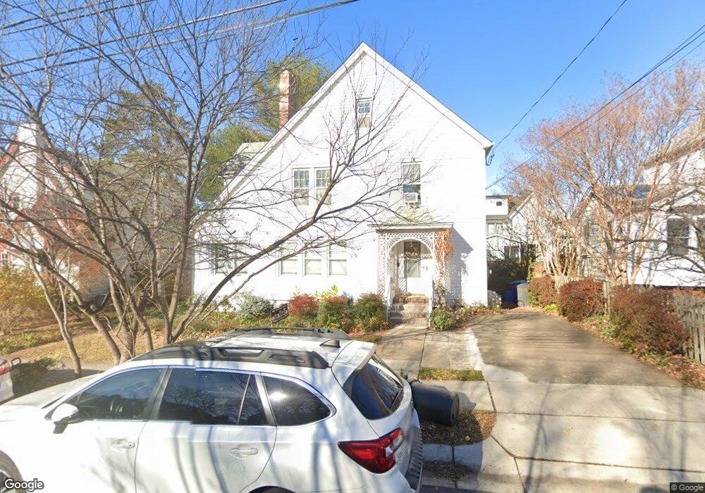 4705 Chestnut St, Bethesda, MD 20814 - photo 1