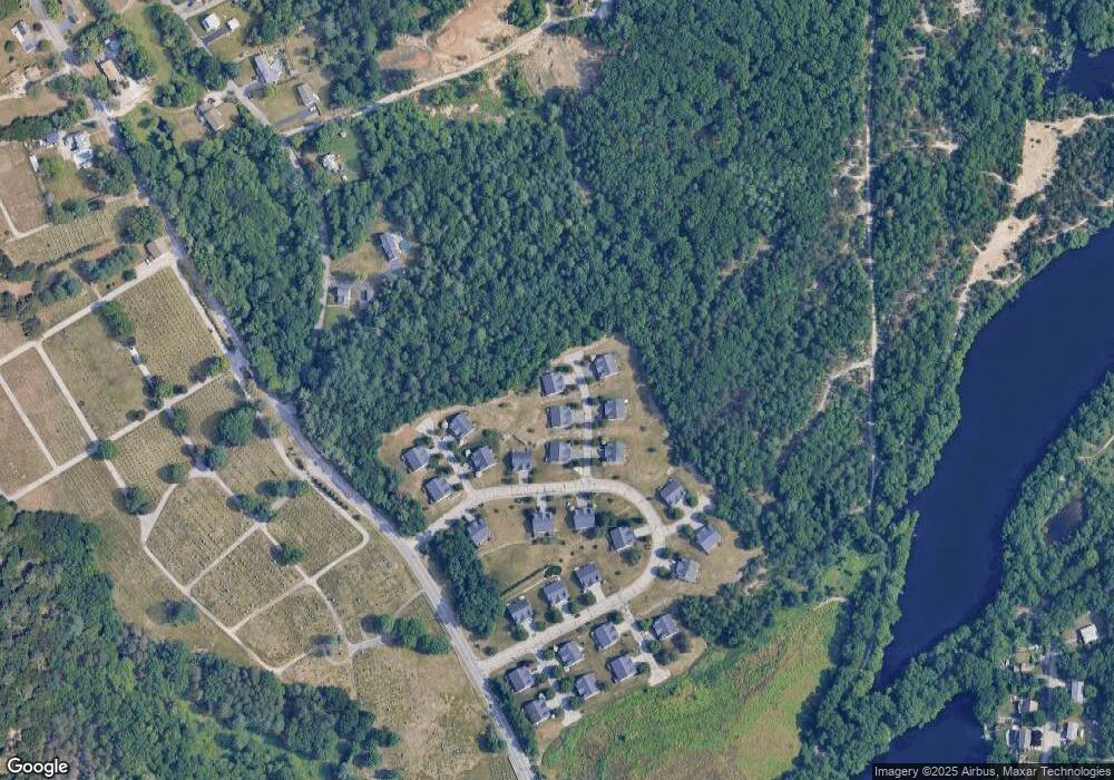 56 Fox Run Rd, Blackstone, MA 01504 - photo 1