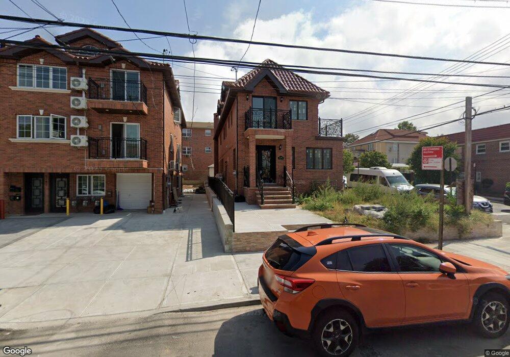 5763 Lawrence St, Flushing, NY 11355 - photo 1