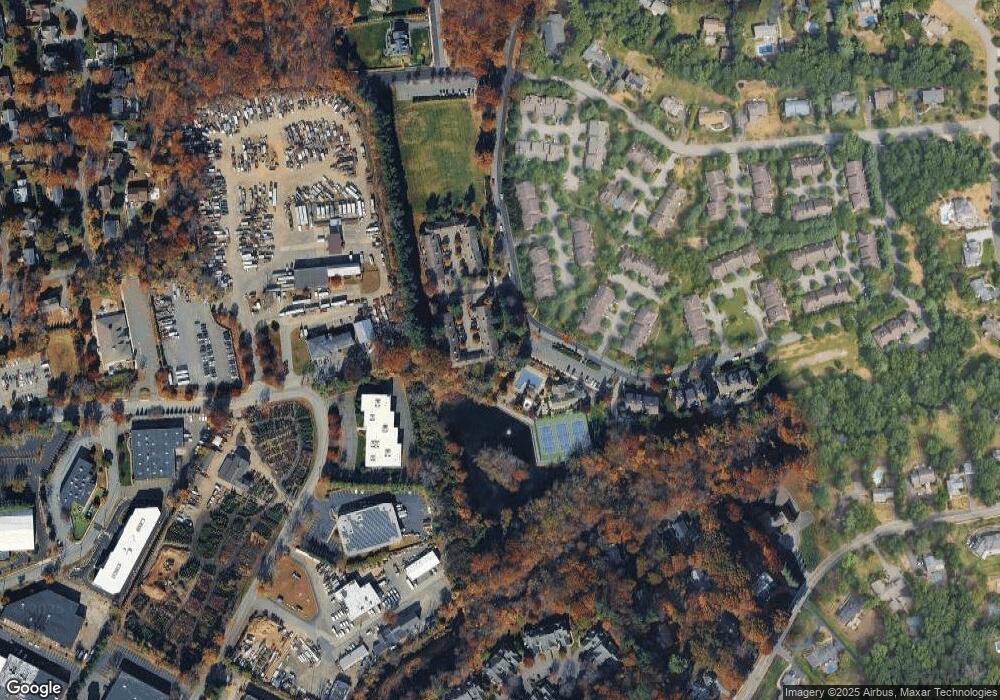 176 Dickinson Ln, Mahwah, NJ 07430 - photo 1