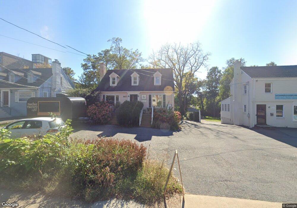 817 W Broad St, Falls Church, VA 22046 - photo 1