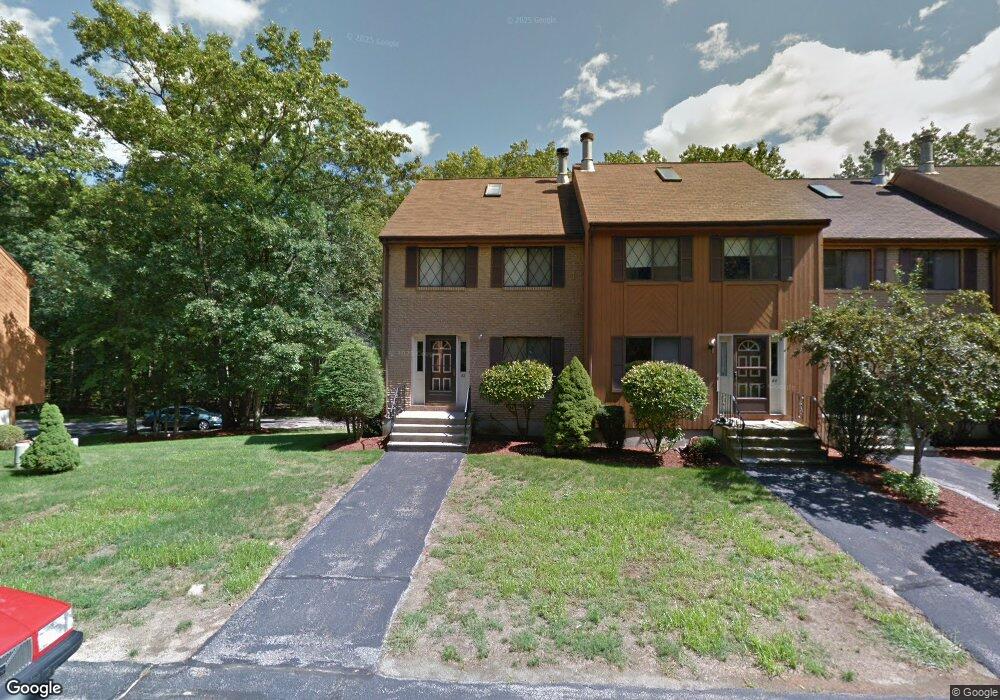 42 Winrow Dr, Merrimack, NH 03054 - photo 1