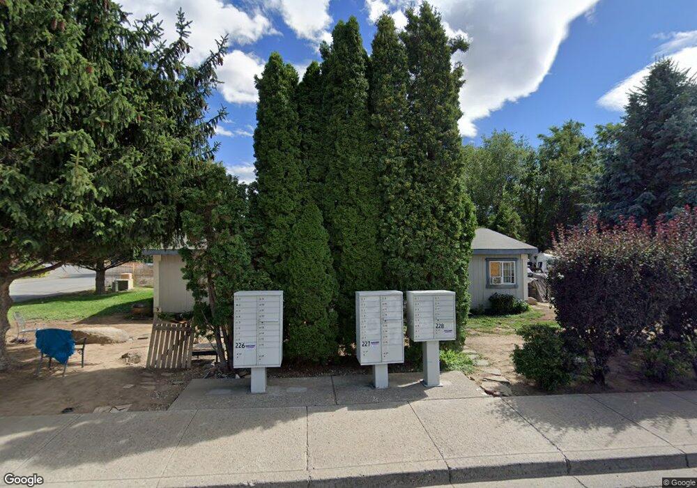 804 N Garden Plaza, East Wenatchee, WA 98802 - photo 1