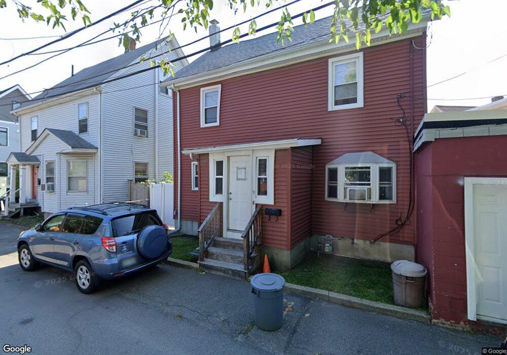 9 Murdock St, Somerville, MA 02145 - photo 1