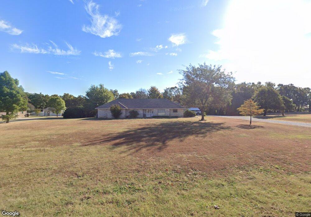 9863 Hickory Hollow Rd, Shawnee, OK 74804 - photo 1
