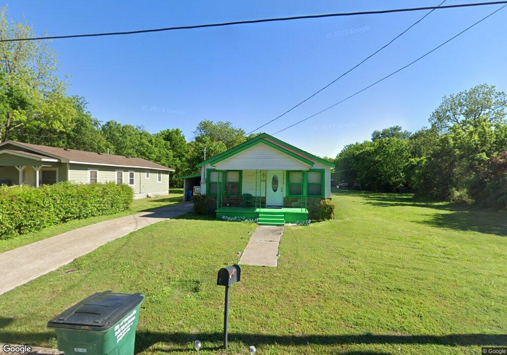 814 Truelove St, Gainesville, TX 76240 - photo 1