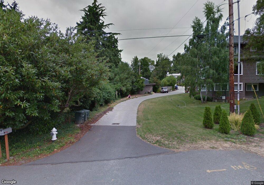 2734 W Mercer Way, Mercer Island, WA 98040 - photo 1