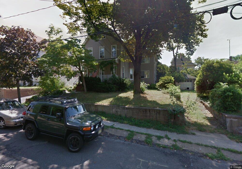 40 Boiling Springs Ave, East Rutherford, NJ 07073 - photo 1