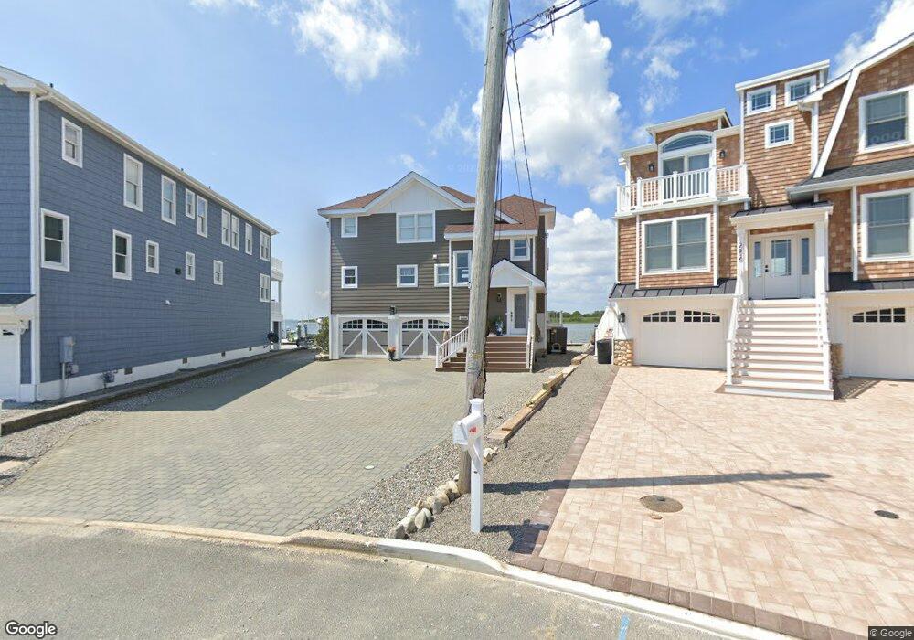 288 W 27th St, Ship Bottom, NJ 08008 - photo 1