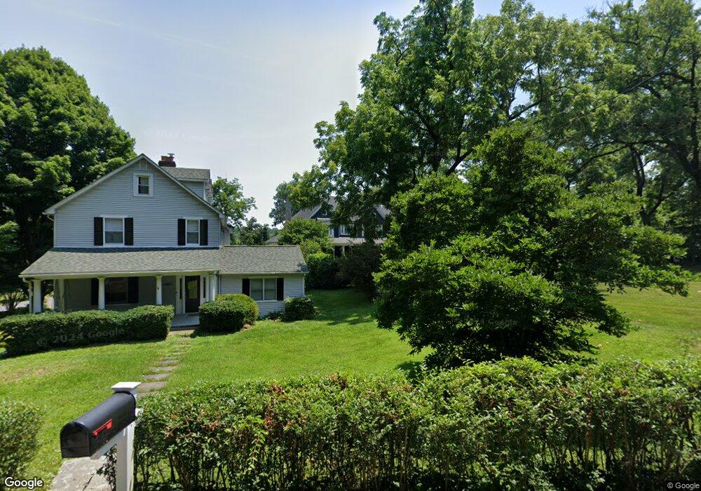 7823 Ellenham Ave, Towson, MD 21204 - photo 1