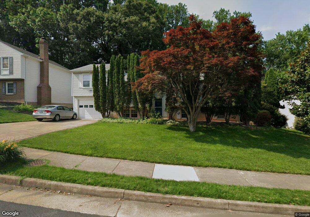 4318 Farm House Ln, Fairfax, VA 22032 - photo 1