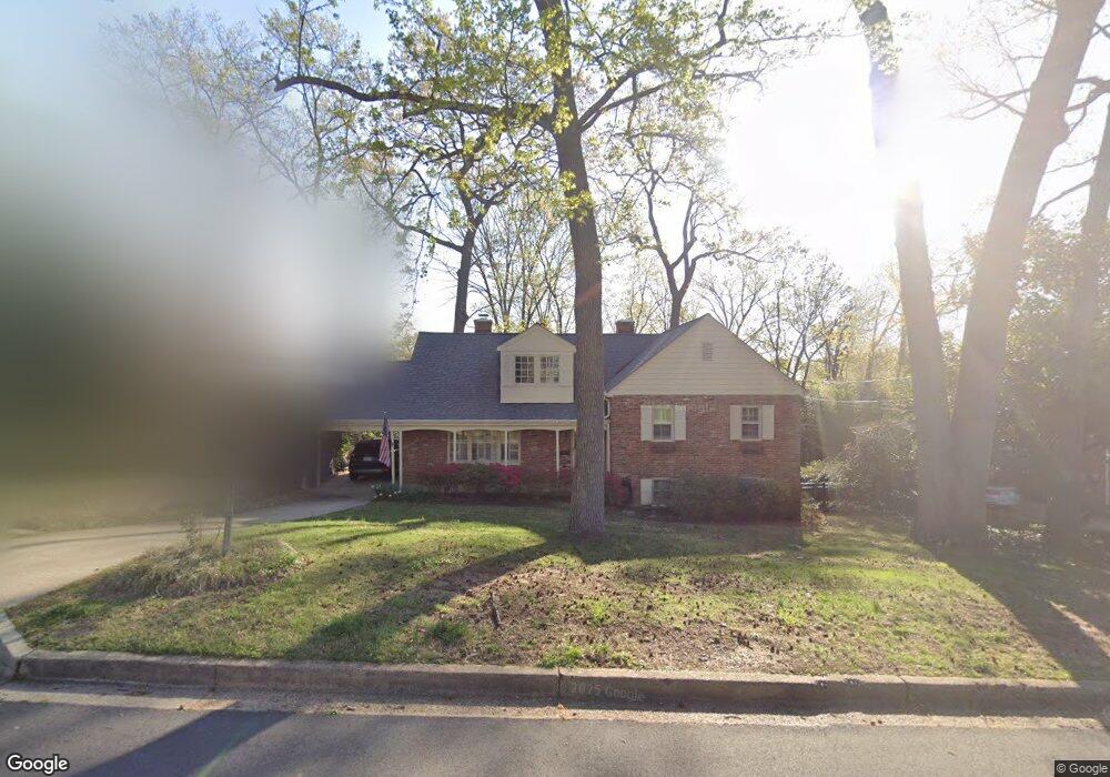 7113 Burtonwood Dr, Alexandria, VA 22307 - photo 1