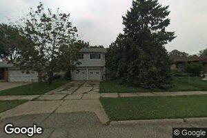 1001 Burlington Dr, Flint, MI 48503