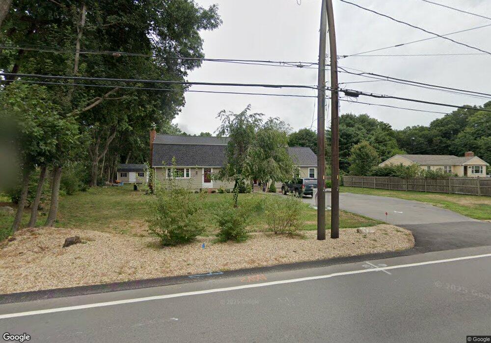 672 Common St, Walpole, MA 02081 - photo 1