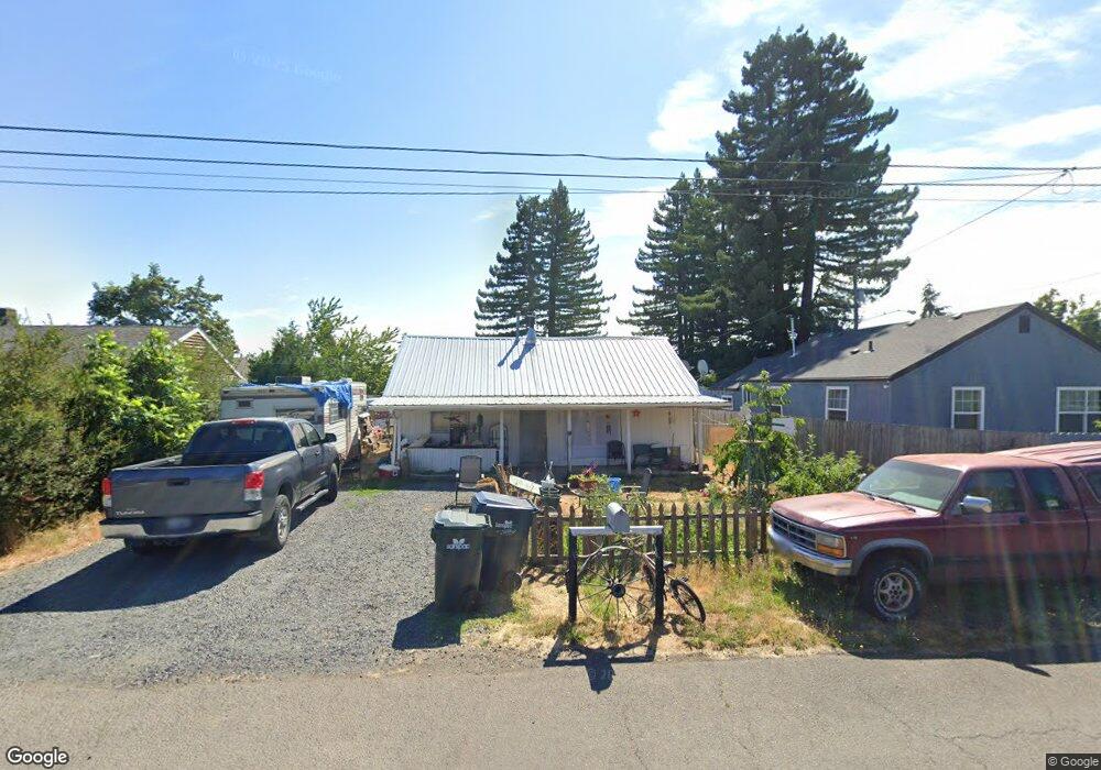 158 S 5th St, Creswell, OR 97426 - photo 1