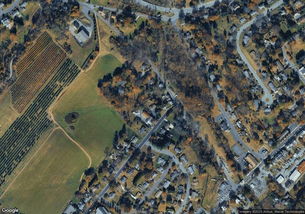 25 Popodickon Dr, Boyertown, PA 19512 - photo 1