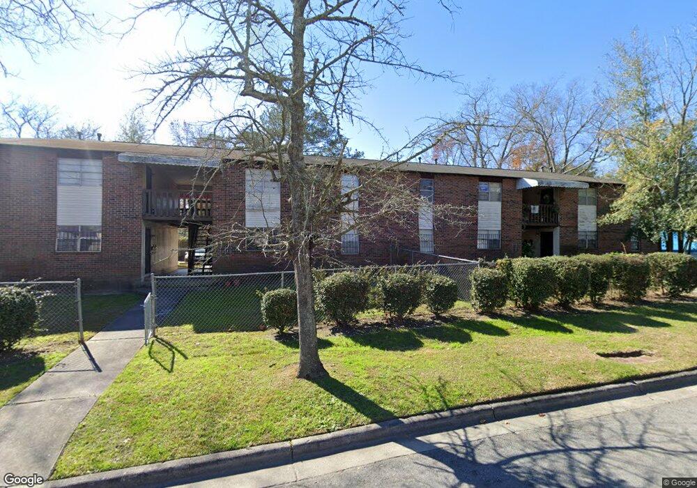 789 E Waldburg St, Savannah, GA 31401 - photo 1