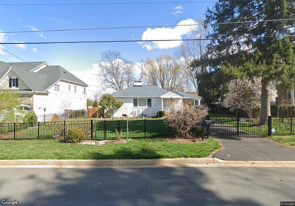 6518 Chesterfield Ave, McLean, VA 22101 - photo 1