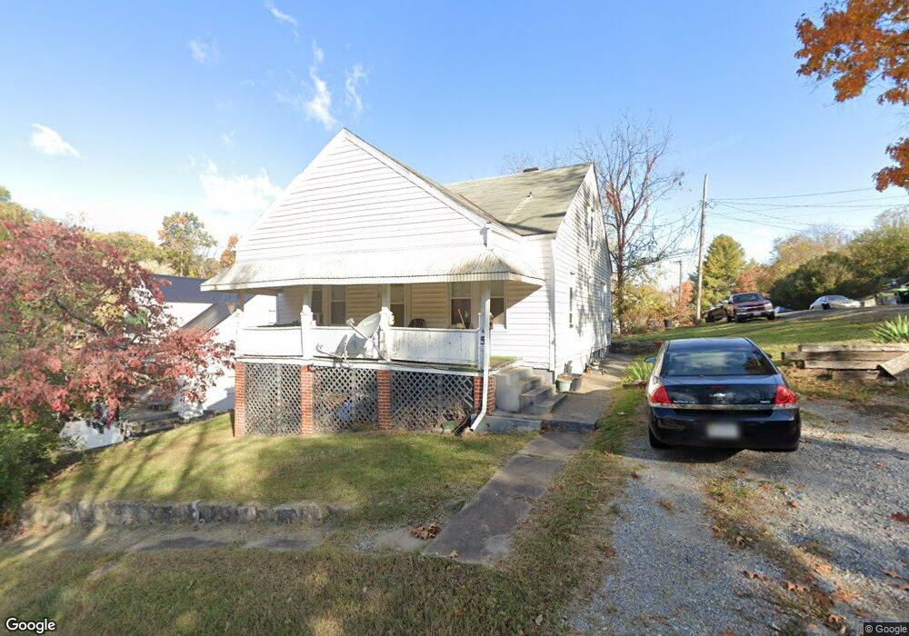 5 5th St SE, Pulaski, VA 24301 - photo 1