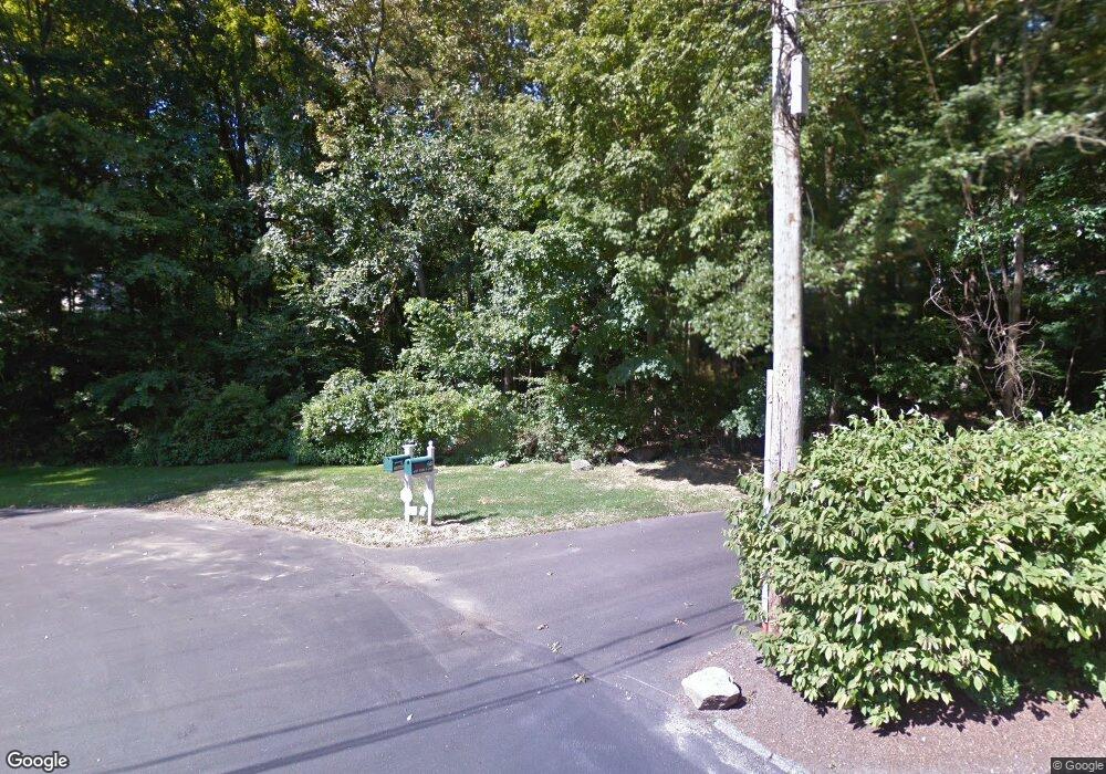 54 Ash Tree Ln, New Canaan, CT 06840 - photo 1