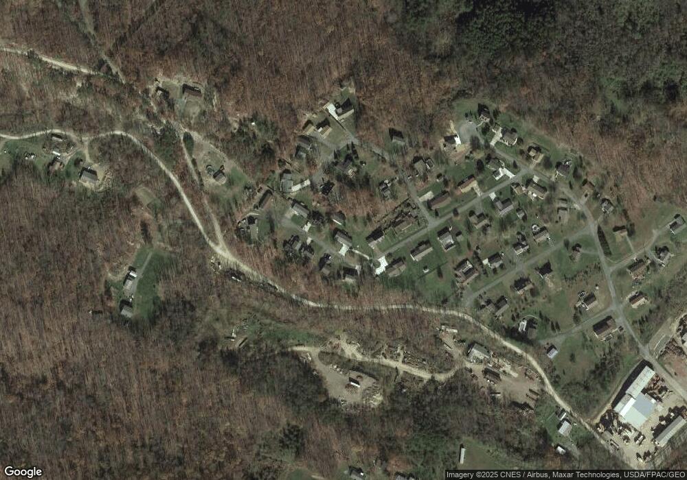 182 Maple Side Ct, Keyser, WV 26726 - photo 1