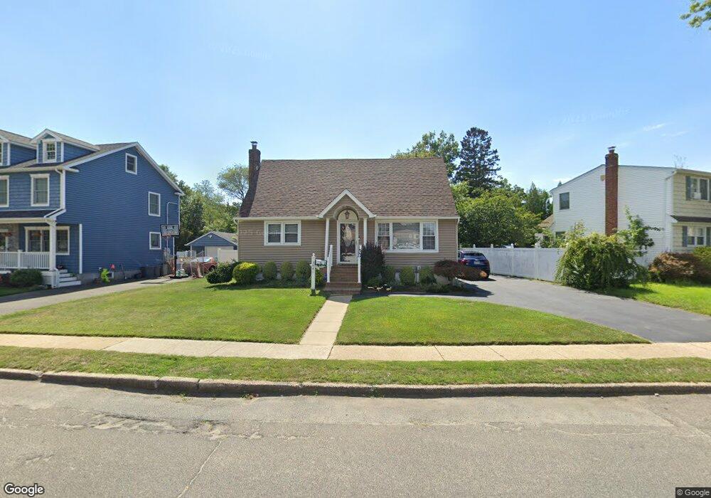 3886 Kingsberry Rd, Seaford, NY 11783 - photo 1