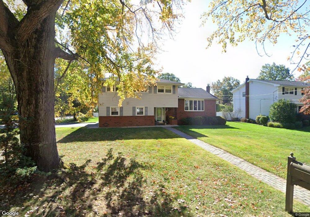 24 Kipling Ln, Scotch Plains, NJ 07076 - photo 1