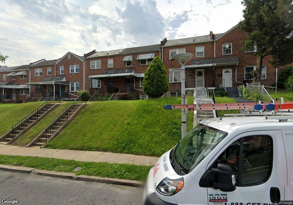 105 N Kossuth St, Baltimore, MD 21229 - photo 1