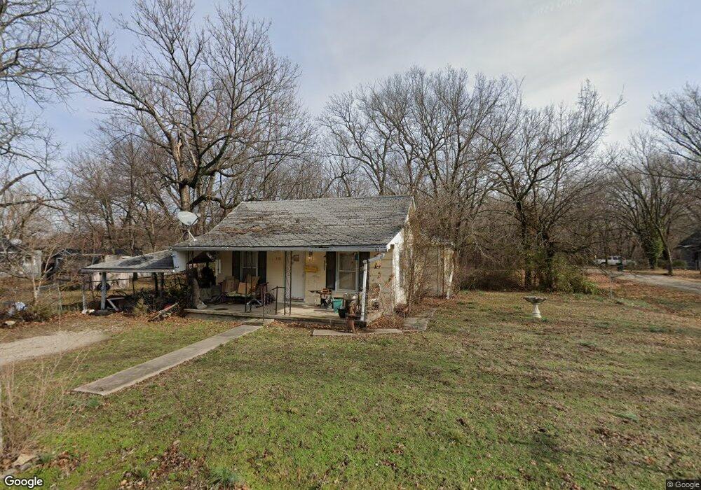 1301 N 20th St, Parsons, KS 67357 - photo 1