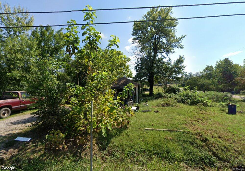 511 SW 3rd St, Muldrow, OK 74948 - photo 1