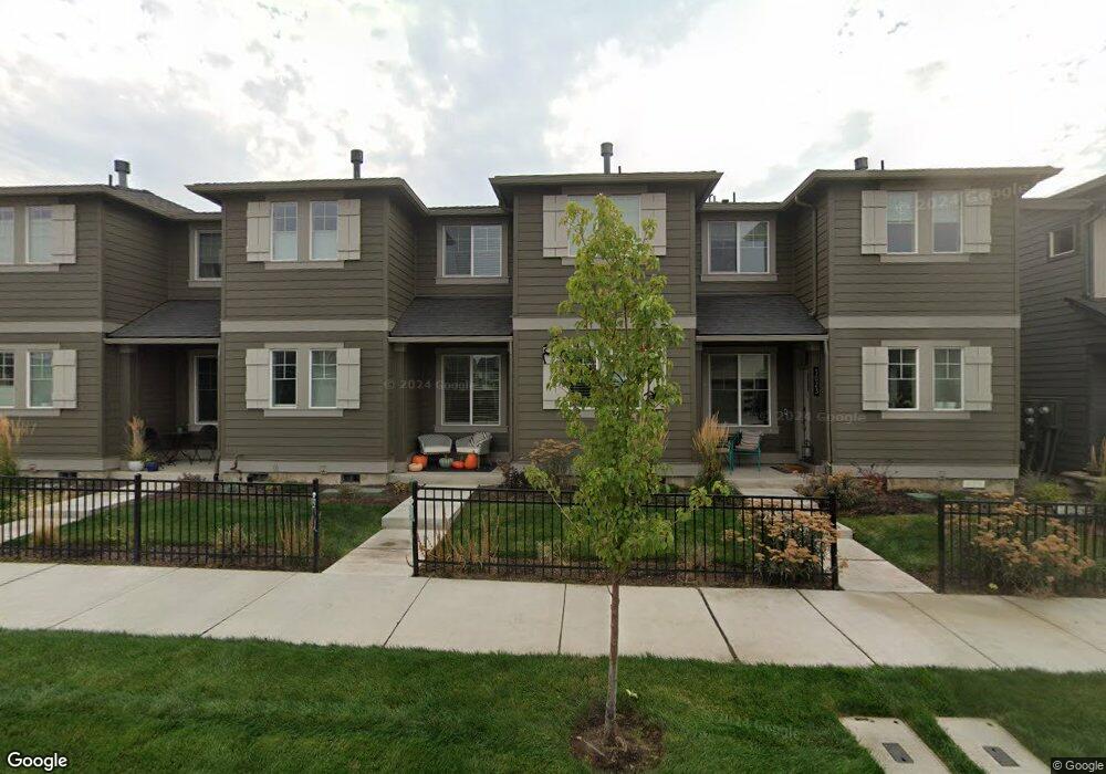 3027 NE Red Jasper Place, Bend, OR 97701 - photo 1