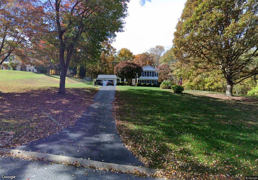 611 Tanglewood Dr, Sykesville, MD 21784 - photo 1