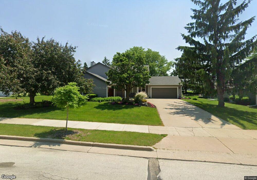 1723 Stardust Dr unit A, Waukesha, WI 53186 - photo 1