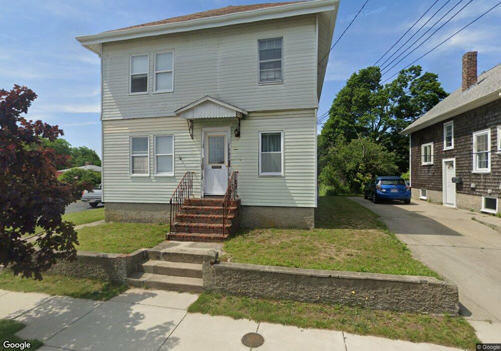 2 Hedge St, Fairhaven, MA 02719 - photo 1