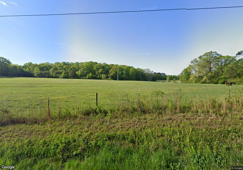 165 Brooks Rd, Carrollton, GA 30116 - photo 1