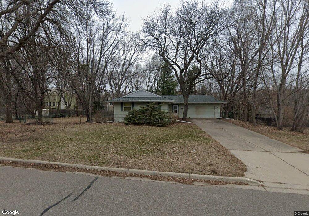 14680 Crestview Ln, Minnetonka, MN 55345 - photo 1