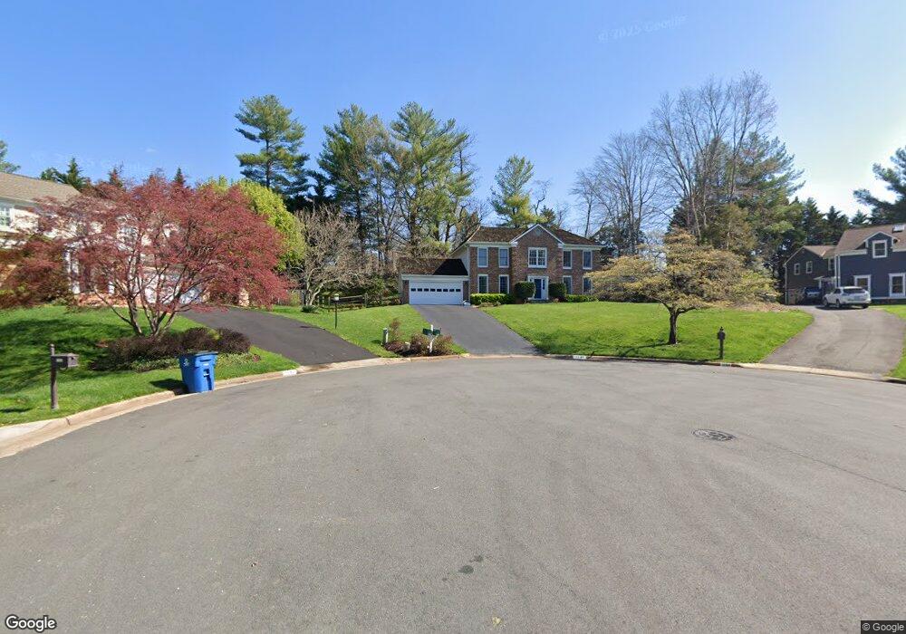 1291 Beresford Ct, McLean, VA 22101 - photo 1