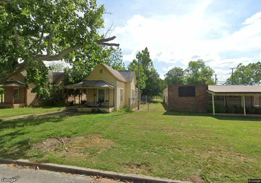 223 N Main St, Fitzgerald, GA 31750 - photo 1