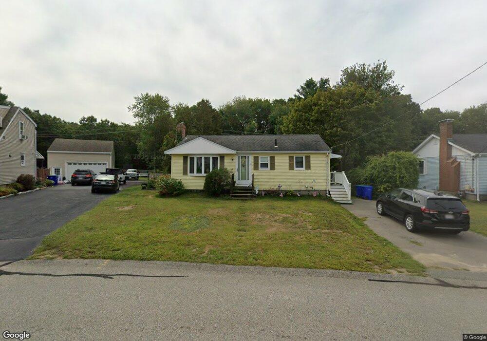 34 Nevens Cir, Rockland, MA 02370 - photo 1