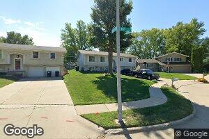 10633 Weir St, Omaha, NE 68127
