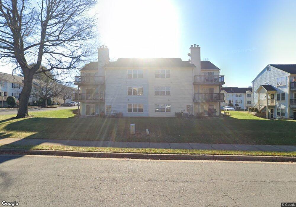207 Fernwood Place, Warrenton, VA 20186 - photo 1