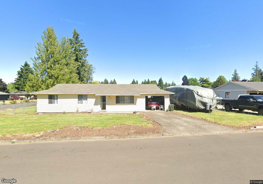 1190 NE 13th Cir, Canby, OR 97013 - photo 1